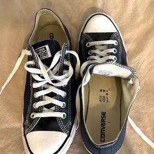 Converse size 9.5